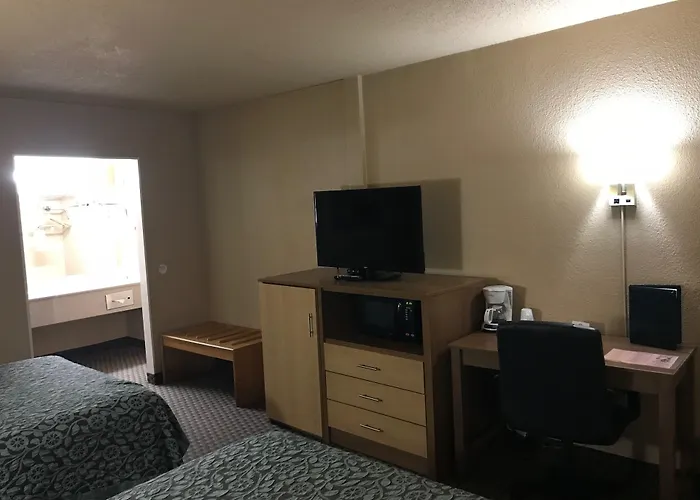Days By Wyndham Near Downtown/nau On Route 66 3* Flagstaff