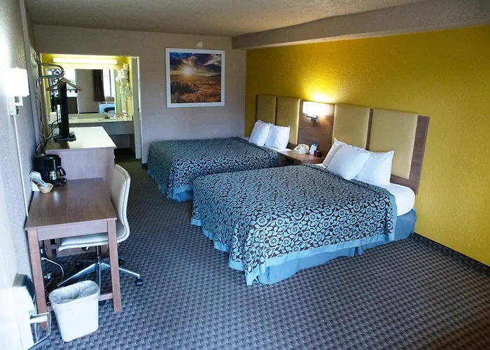 Hotel Days By Wyndham Near Downtown/nau On Route 66 Flagstaff